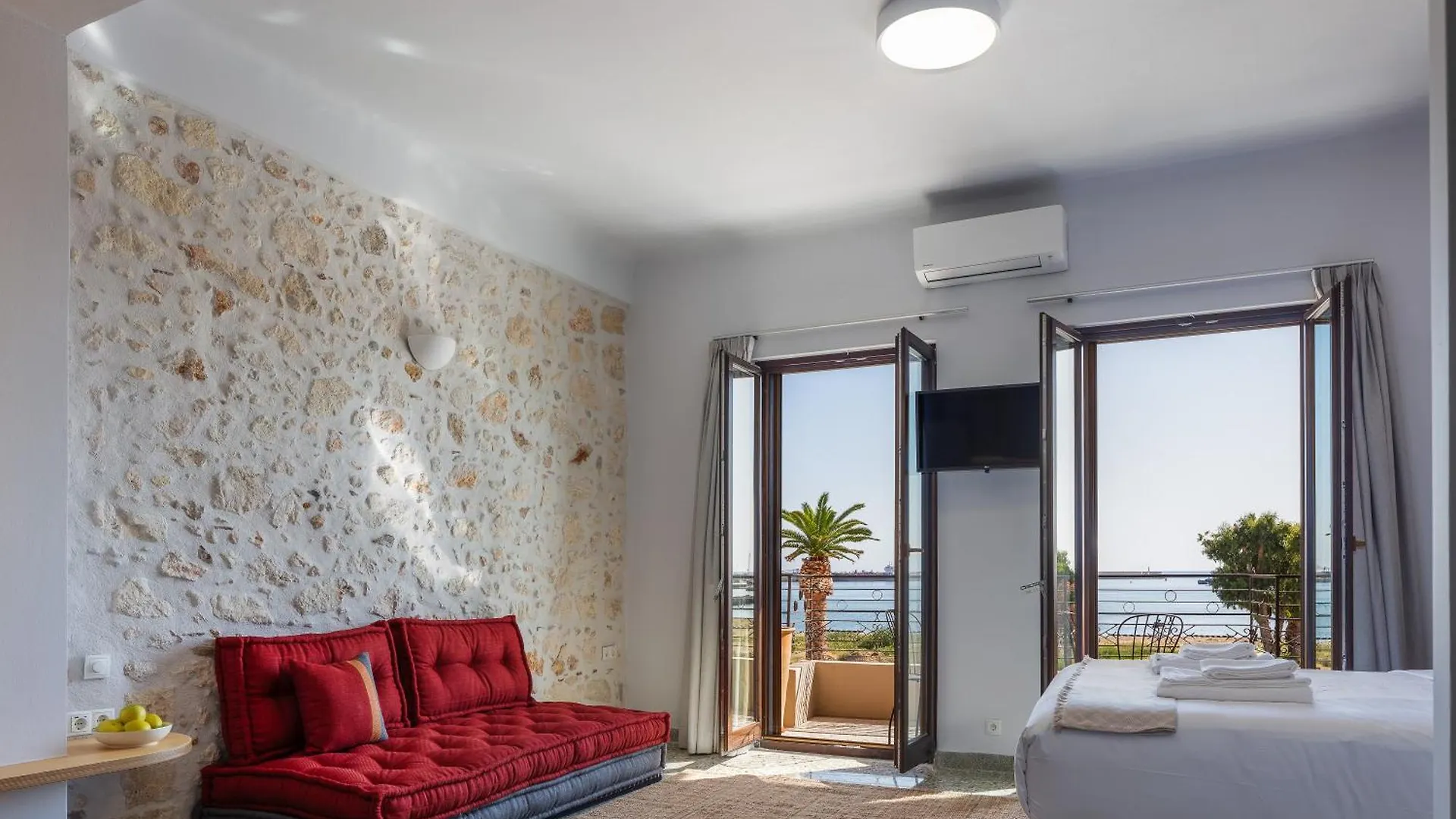 Chryssi 01, Stylish Seaside Spot In The Heart Of Rethymno Rethymno (Crete)